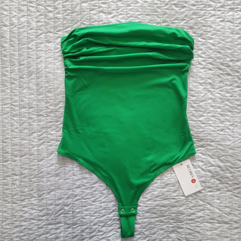 NWT Strapless Ruched Bodysuit Size M Green Reoria